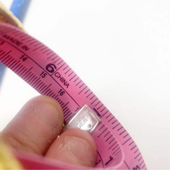 669 Vintage Miriam Haskell Clear Rhinestone Hinged Bracelet - Picture 9 of 9